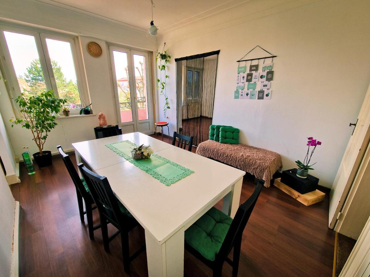 Nice Room 4 Minutes From Basel Shared Apartment Saint-Louis  Kültér fotó